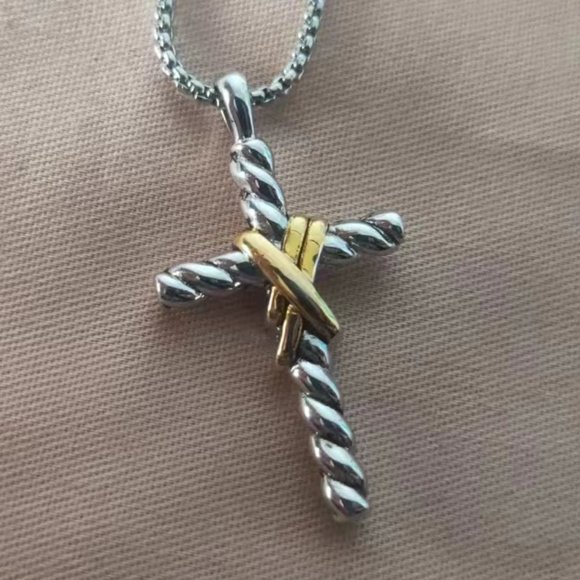 David Yurman 14K Yellow Gold X Cross Necklace in Sterling silver - Picture 1 of 8